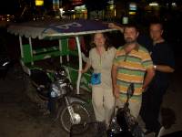 CIMG3351 Unser letzter Abend in Ao Nang mit dem Tuktuk